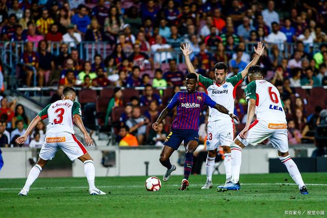 2026石屏异龙湖马拉松落幕 6000名选手体验独特赛道